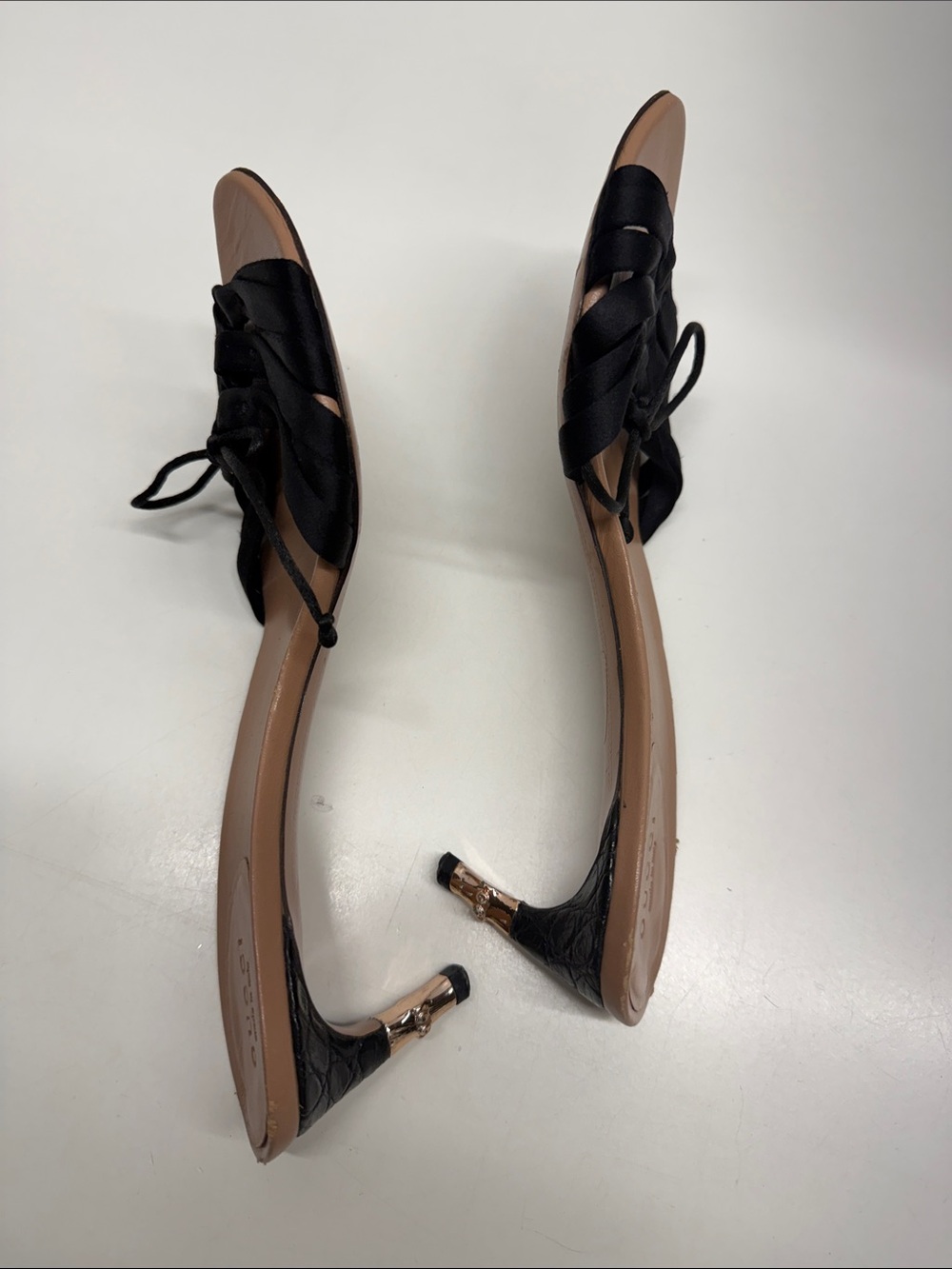 Gucci Kitten Heel Pumps Open Toe Satin Lace Bow High Heel Shoes Black Size 7.5 - Picture 6 of 12